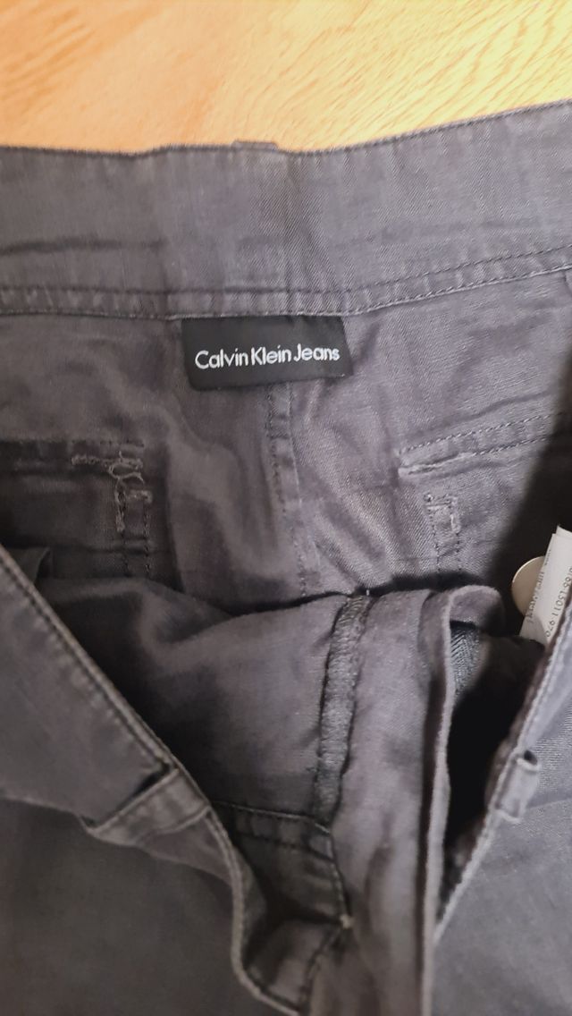 Pantalón Calvin Klein Gris Talla 31