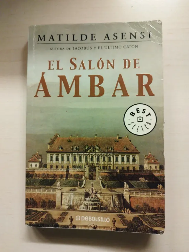 El Salon De Ambar (Spanish Edition)