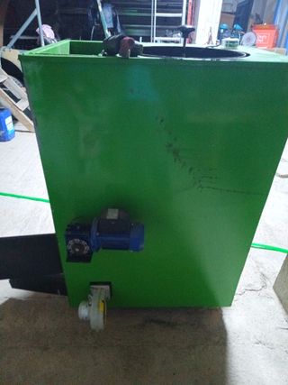 Caldera de biomasa verde 35 kW muy robusta