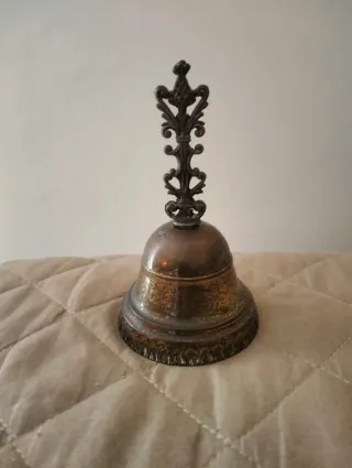 Campanella decorativa vintage.