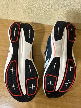 Zapatillas KIPRUN KUSHION 500 T.44