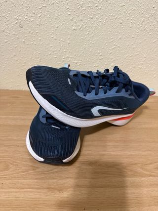 Zapatillas KIPRUN KUSHION 500 T.44