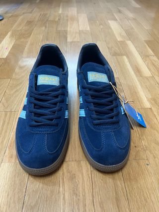Adidas Spezial Azul Marino y Dorado