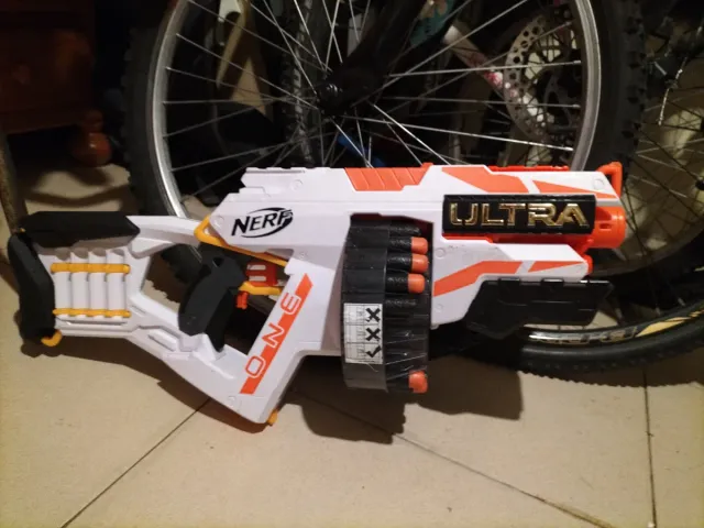 Nerf Ultra One Lanzador Dardos Espuma
