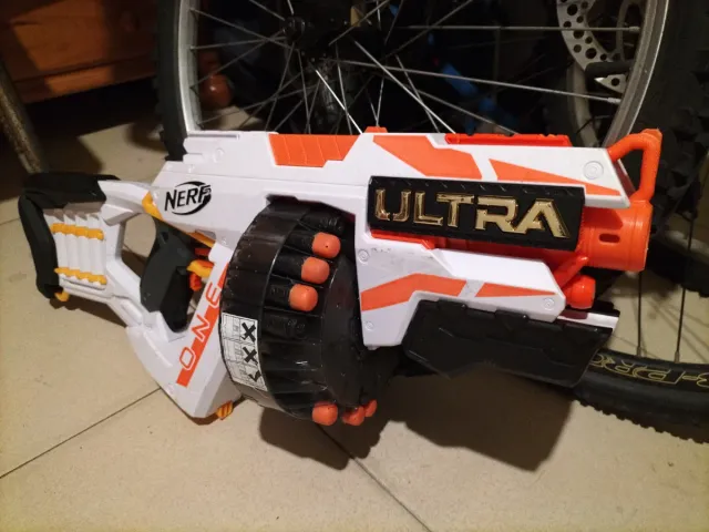 Nerf Ultra One Lanzador Dardos Espuma