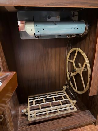 Máquina de coser Alfa azul vintage