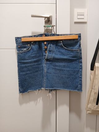 Falda vaquera corta