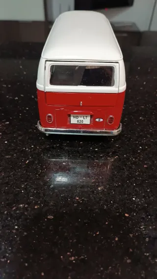 Volkswagen T1 Rojo y Blanco