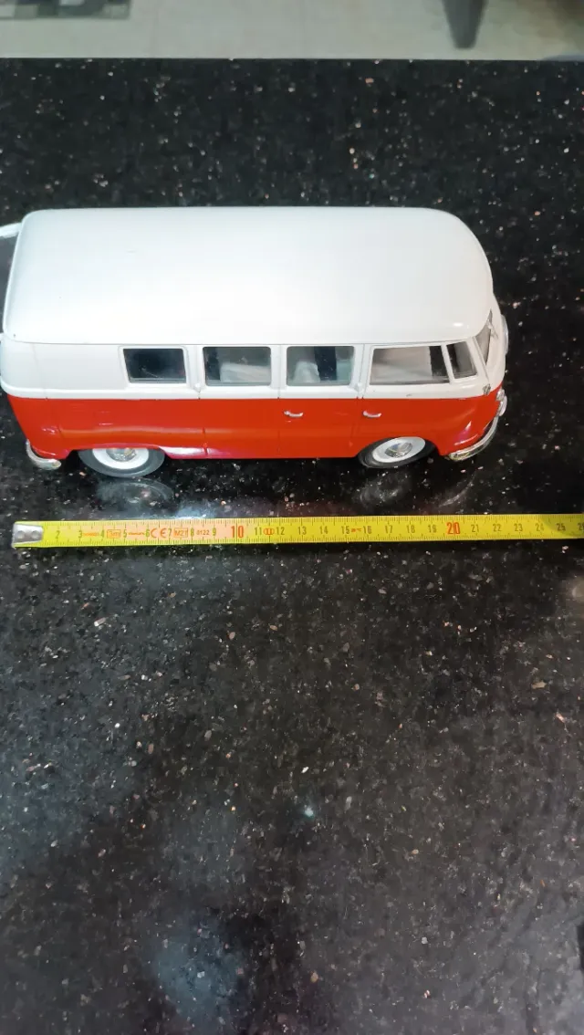 Volkswagen T1 Rojo y Blanco