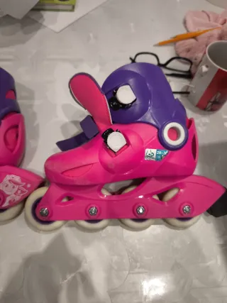 Patines rosas niña/niño talla 28-30