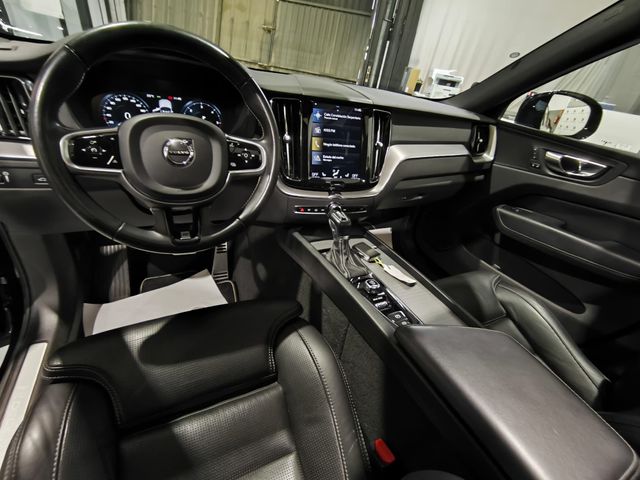 Volvo XC60 2.0 D4 R-Design Auto