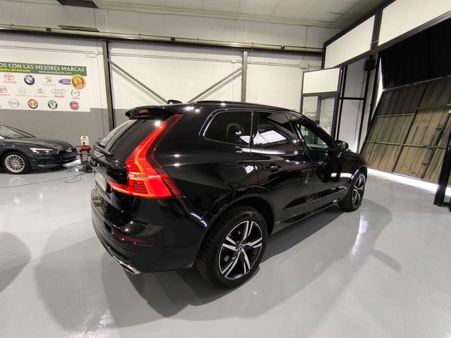 Volvo XC60 2.0 D4 R-Design Auto