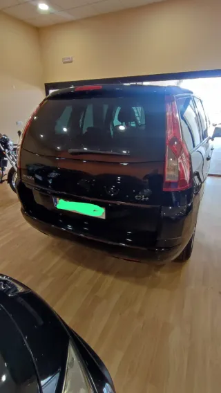 Citroen Grand C4 Picasso 2011