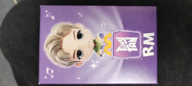 Lote 4 BTS Tiny Tan McDonald's