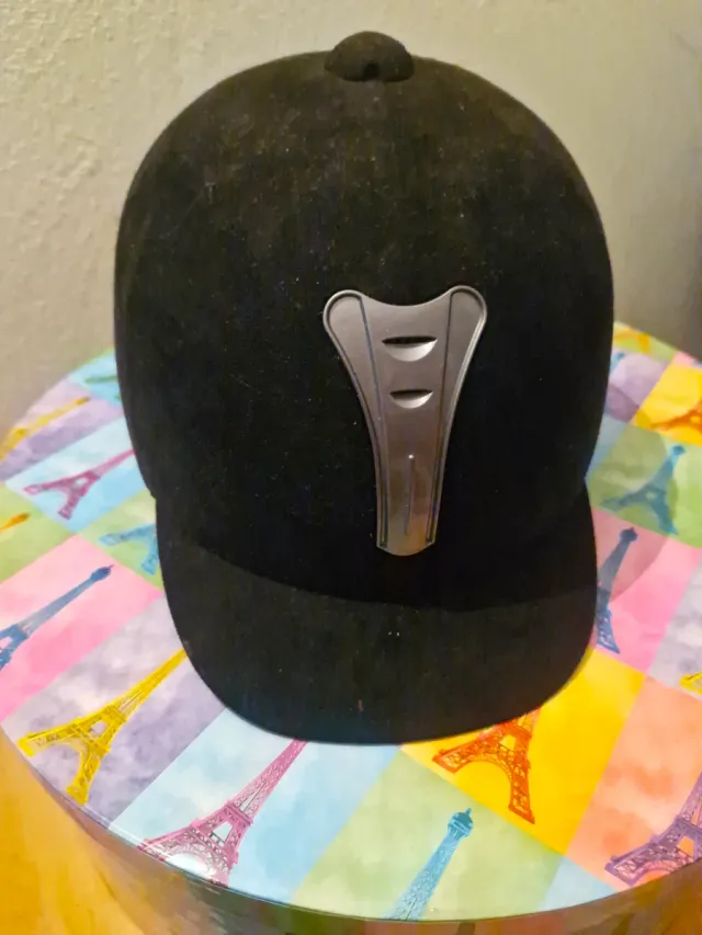 Casco de montar a caballo 