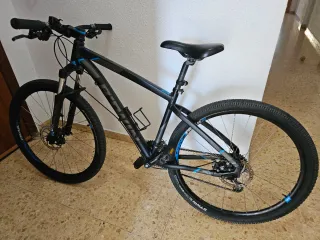 Bicicleta B-TWIN ROCKRIDER 520
