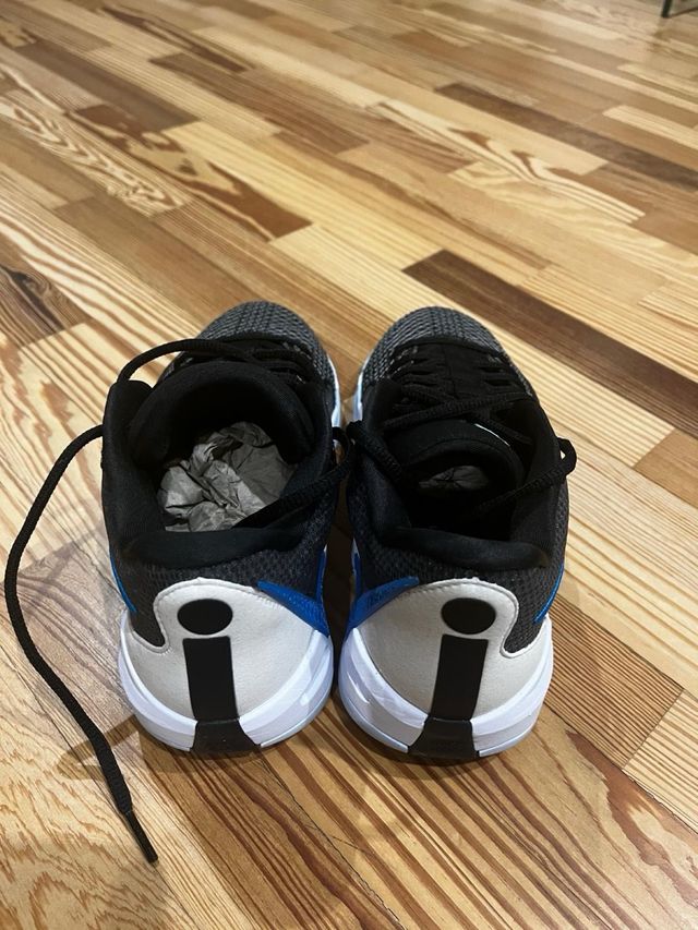 Zapatillas Nike Sabrina 1 Mujer Negro/Azul