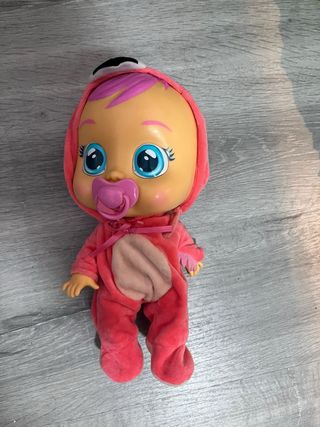 Muñeca Bebé Llorón Rosa Flamenco
