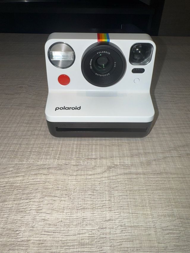Cámara Polaroid Blanca