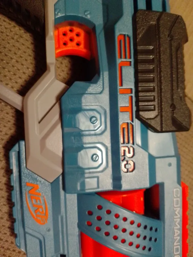 Pistola Nerf Elite 2.0 Commander
