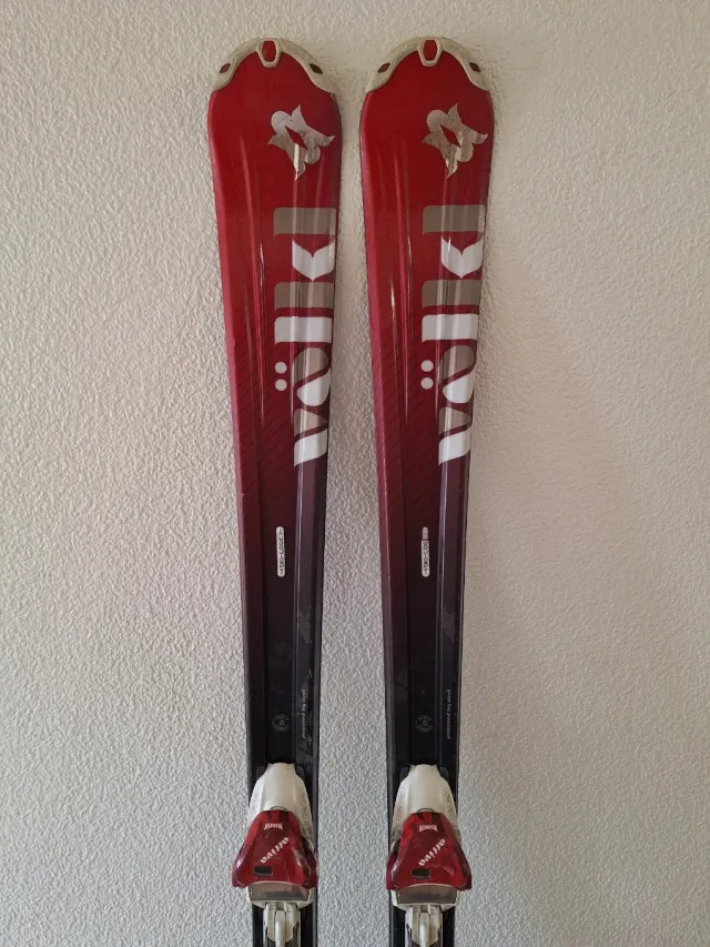 Esquís Völkl Fuego