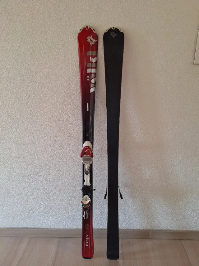 Esquís Völkl Fuego