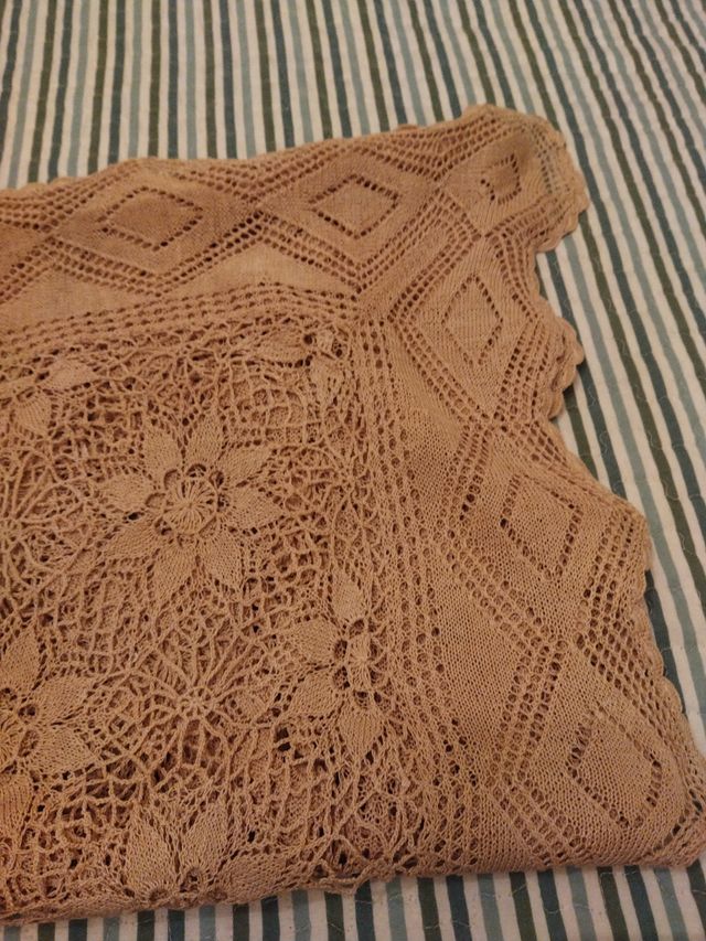 Colcha ganchillo beige