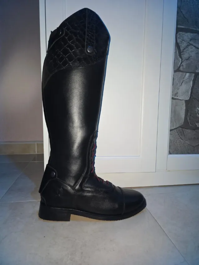 Botas de equitación negras talla 43.