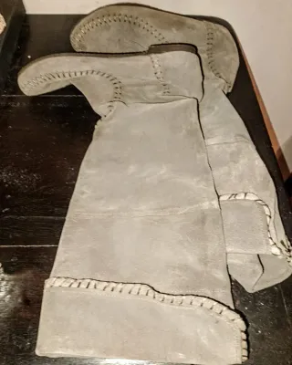 Stivali donna scamosciati beige Tg 41