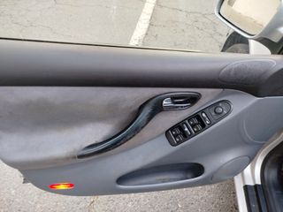 Seat Leon 1.6 i 16v 100 cv