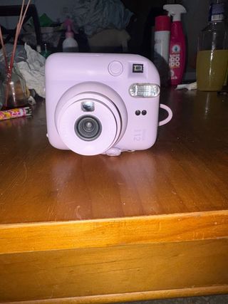 Cámara Fujifilm Instax Mini 12 Lila