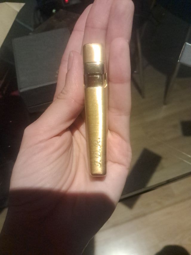 Louis Féraud - Mechero Dorado