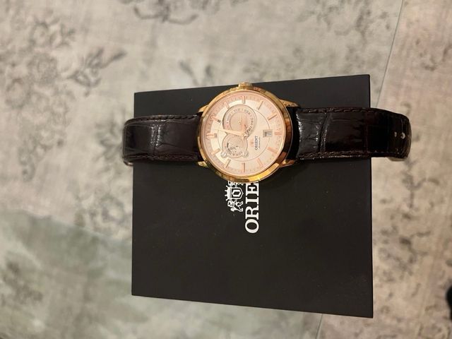 Reloj Orient Sun & Moon Automático Dorado