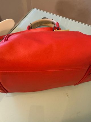 Borsa in pelle rossa elegante