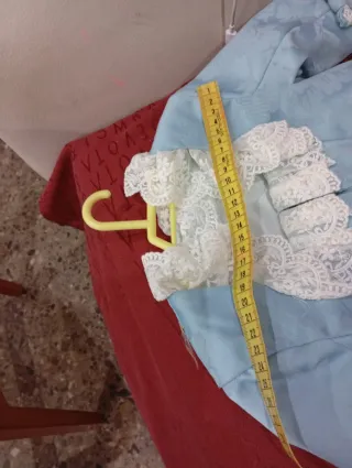 Vestido de fallera azul con flores