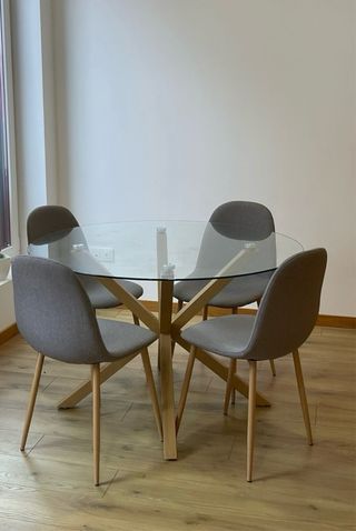 Mesa redonda de vidro 4 cadeiras