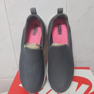 Zapatillas Skechers Talla 39.5 Gris