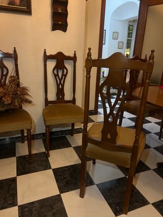 Lote 6 sillas acolchadas.