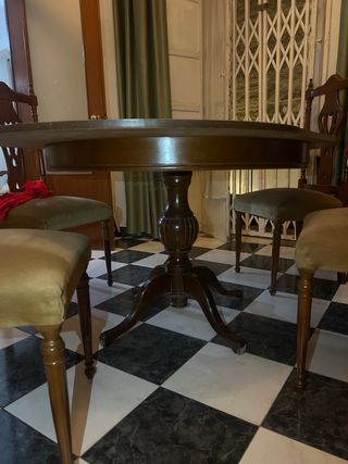 Lote 6 sillas acolchadas.