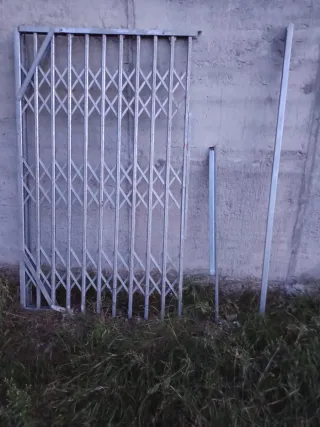 Reja extensible metálica