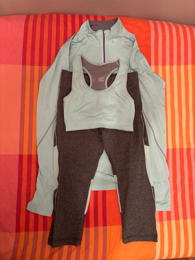 Conjunto deportivo tres piezas