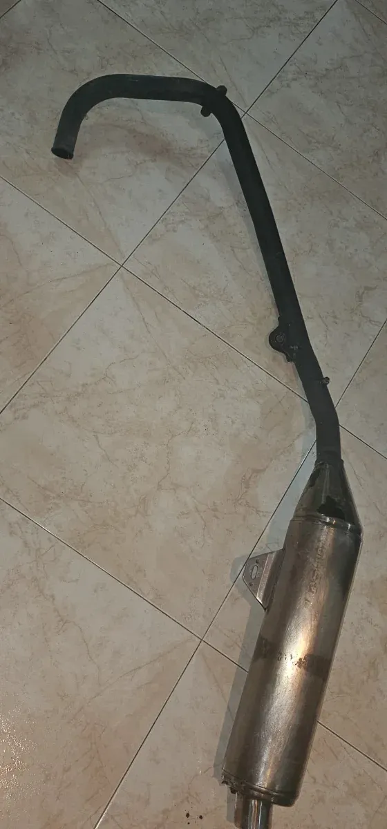 Tubo de escape moto kimko qannon