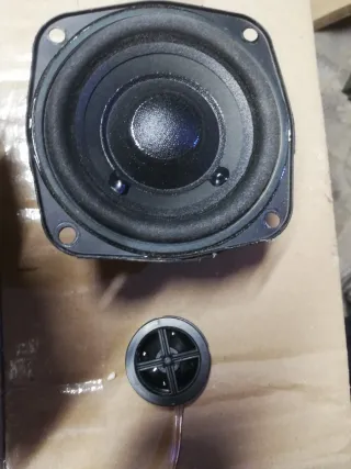 Coppia Altoparlanti Subwoofer e Tweeter