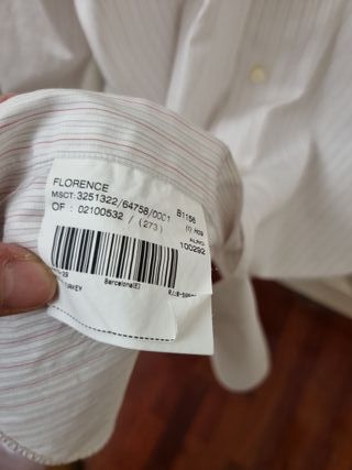Camisa caballero Burberry blanca rayas rojas/gris.