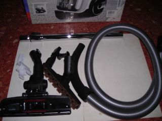 aspirador marca BOSCH BGS05A222 - NUEVO CON CAJA