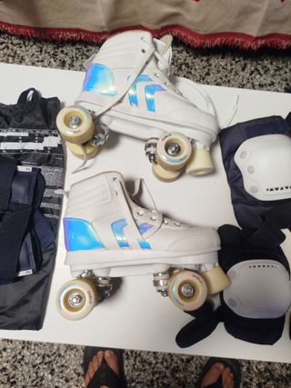 Patines blancos talla 38 con protecciones
