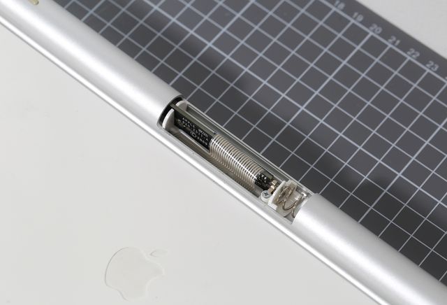 Teclado Apple Plata y Blanco