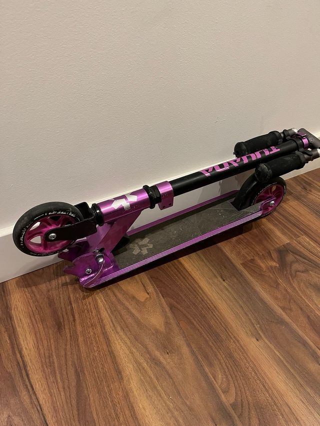 Patinete infantil plegable Tijuana morado