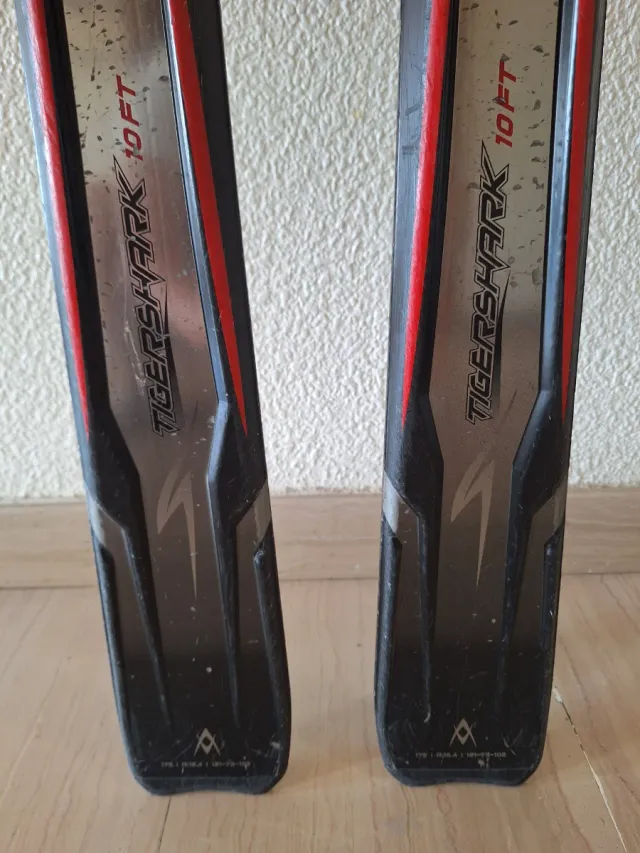 Esquís Völkl Tigershark 10 FT powered by Titanium