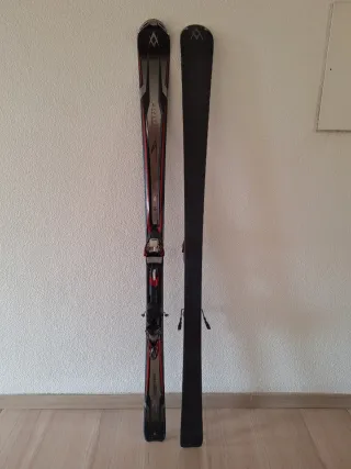 Esquís Völkl Tigershark 10 FT powered by Titanium